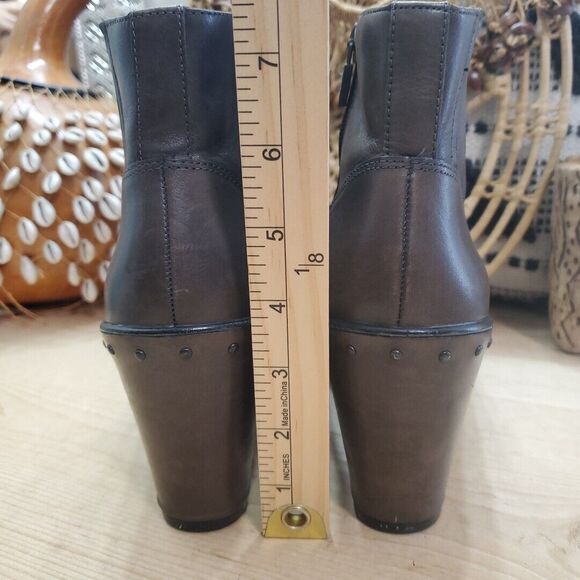 Dansko Faith Stud Wedge Ankle Boots Womens 7.5-8/38 Leather Brown Gore Comfort - Picture 12 of 16